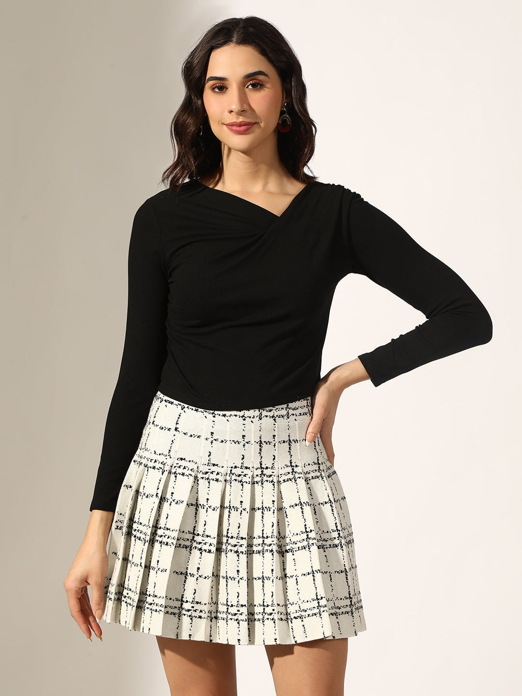 Women's Black Long Sleeve Slim Fit Draped Top