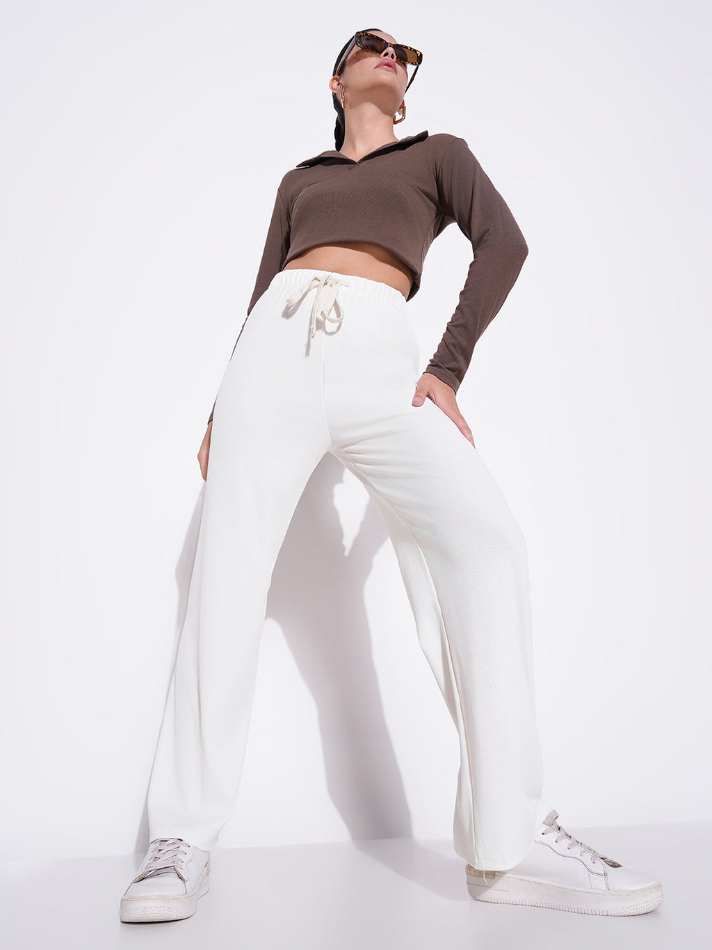 Women's Off White Comfort Regular Fit Mid-Rise Parallel Trousers