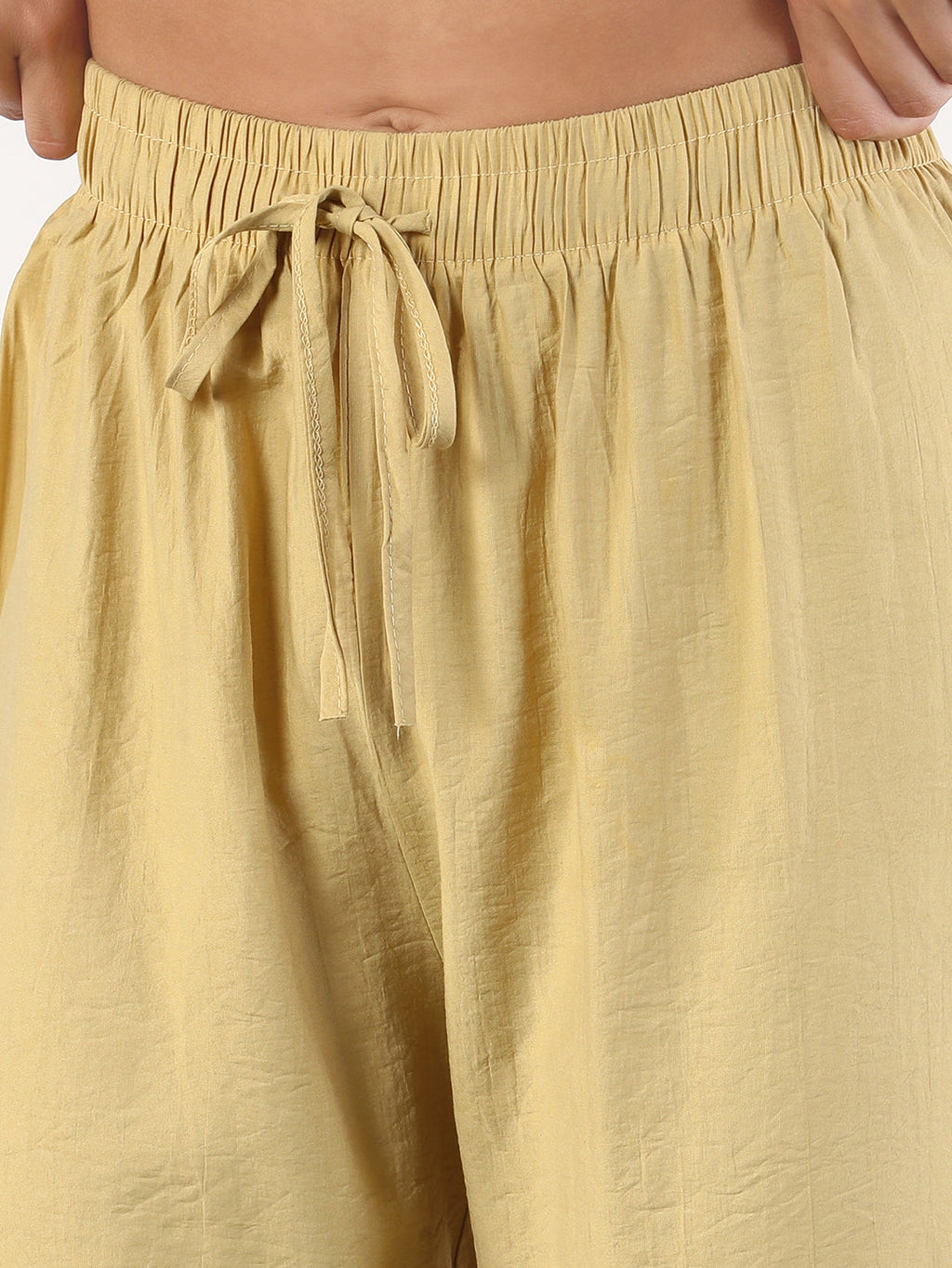 Women's Beige Loose Fit Solid Parallel Trousers