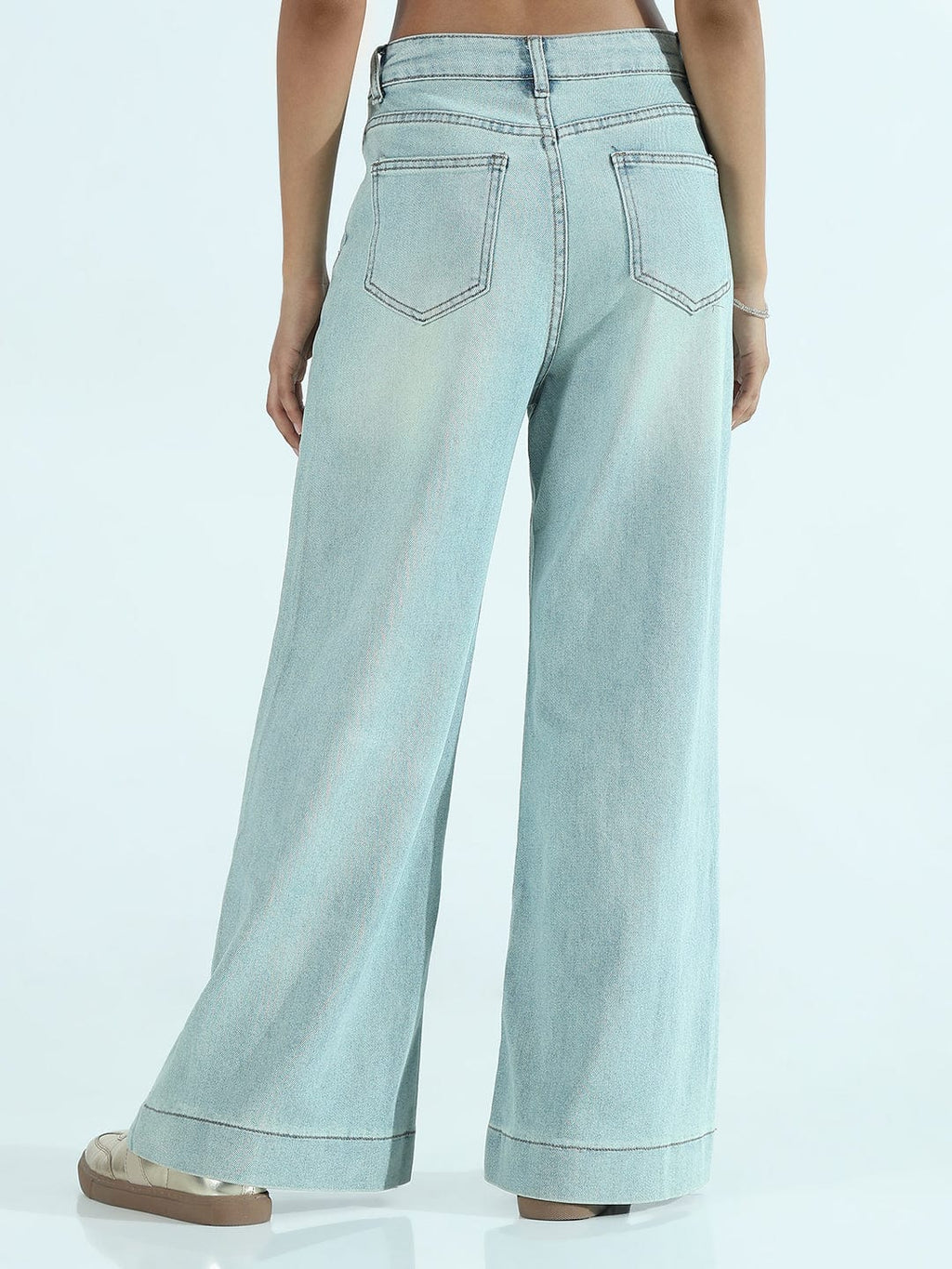 Women's Blue Wide-Leg Jeans with Bottom Hem and Patch Pockets