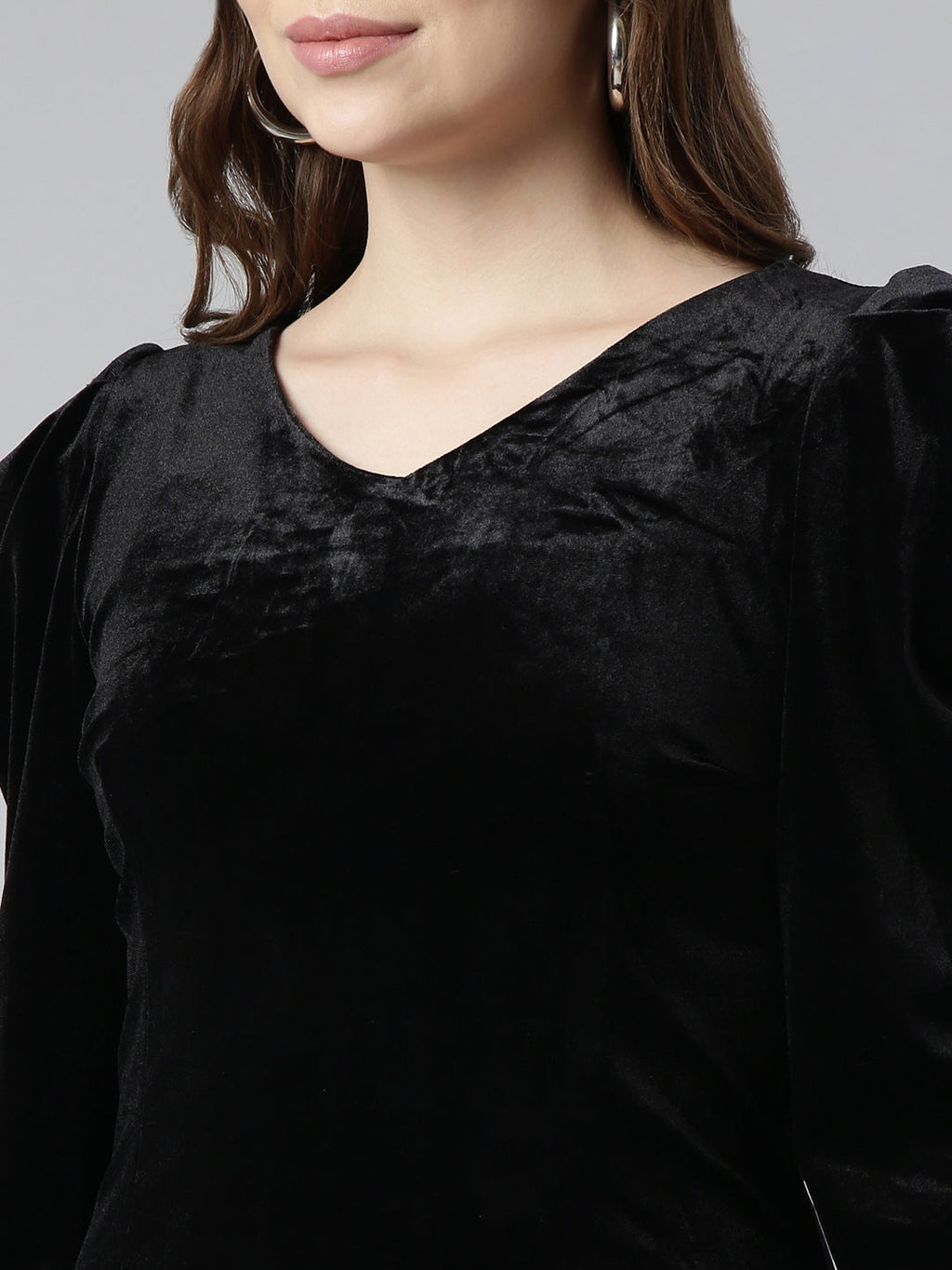 Women's Black V-Neck Long Sleeves Bodycon Midi Dress