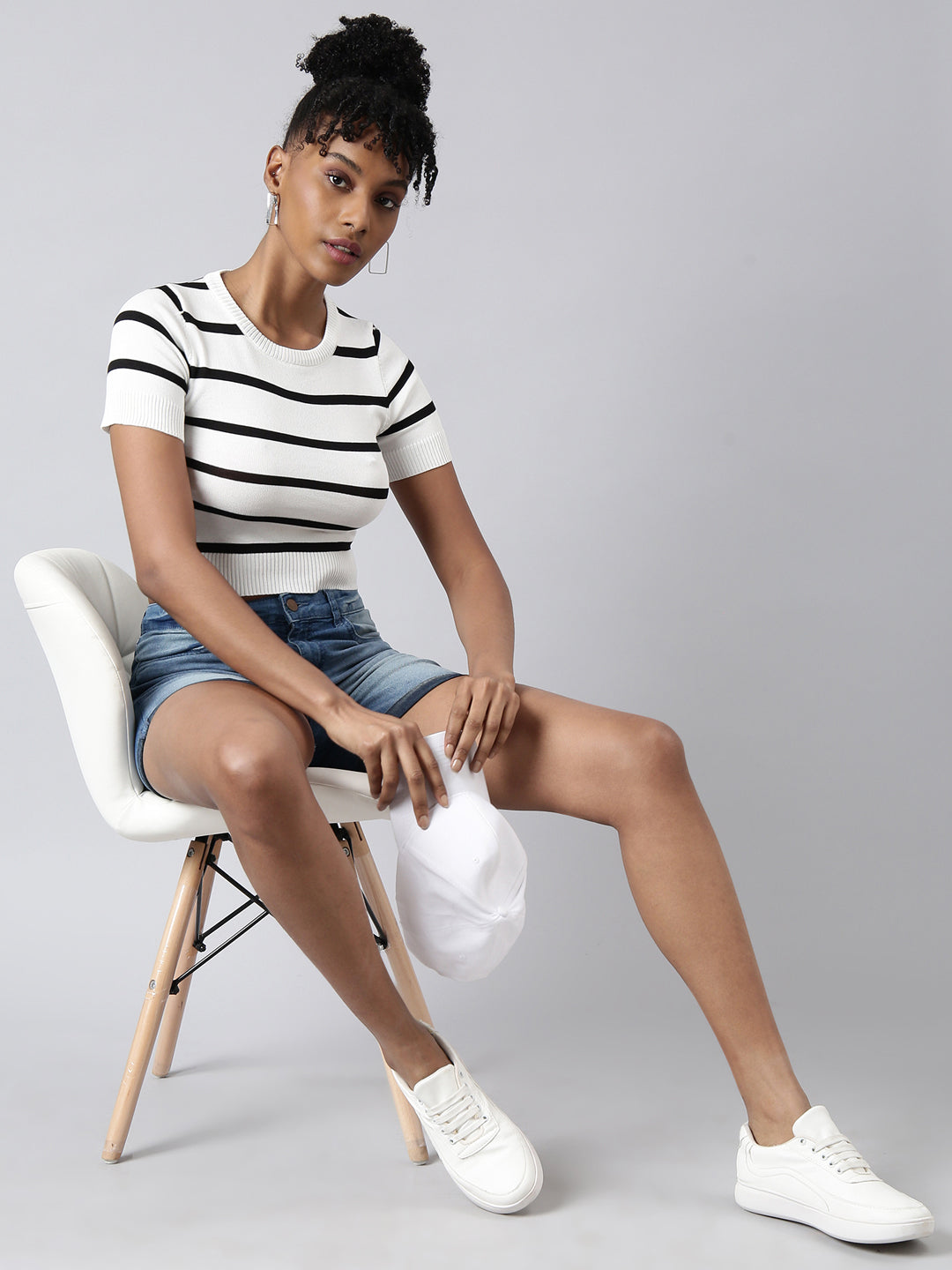 Women's White Striped Round Neck Fitted Crop Top