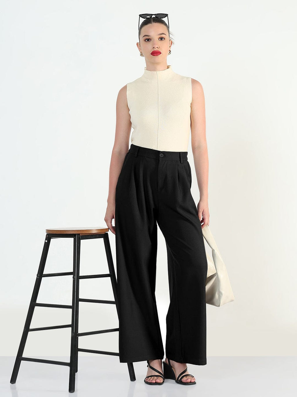 Women's Black Relaxed Fit Trousers