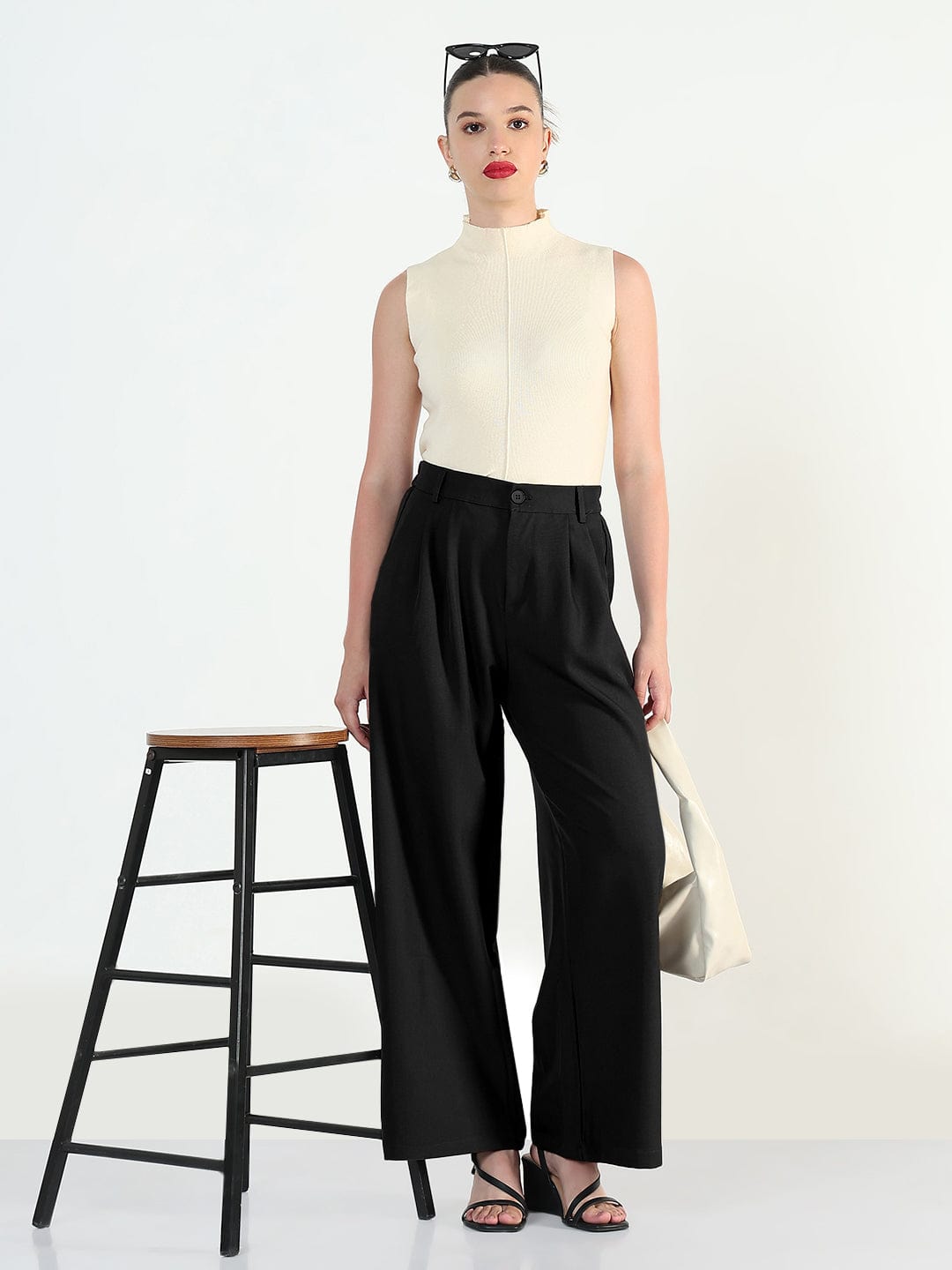 Women's Black Relaxed Fit Trousers