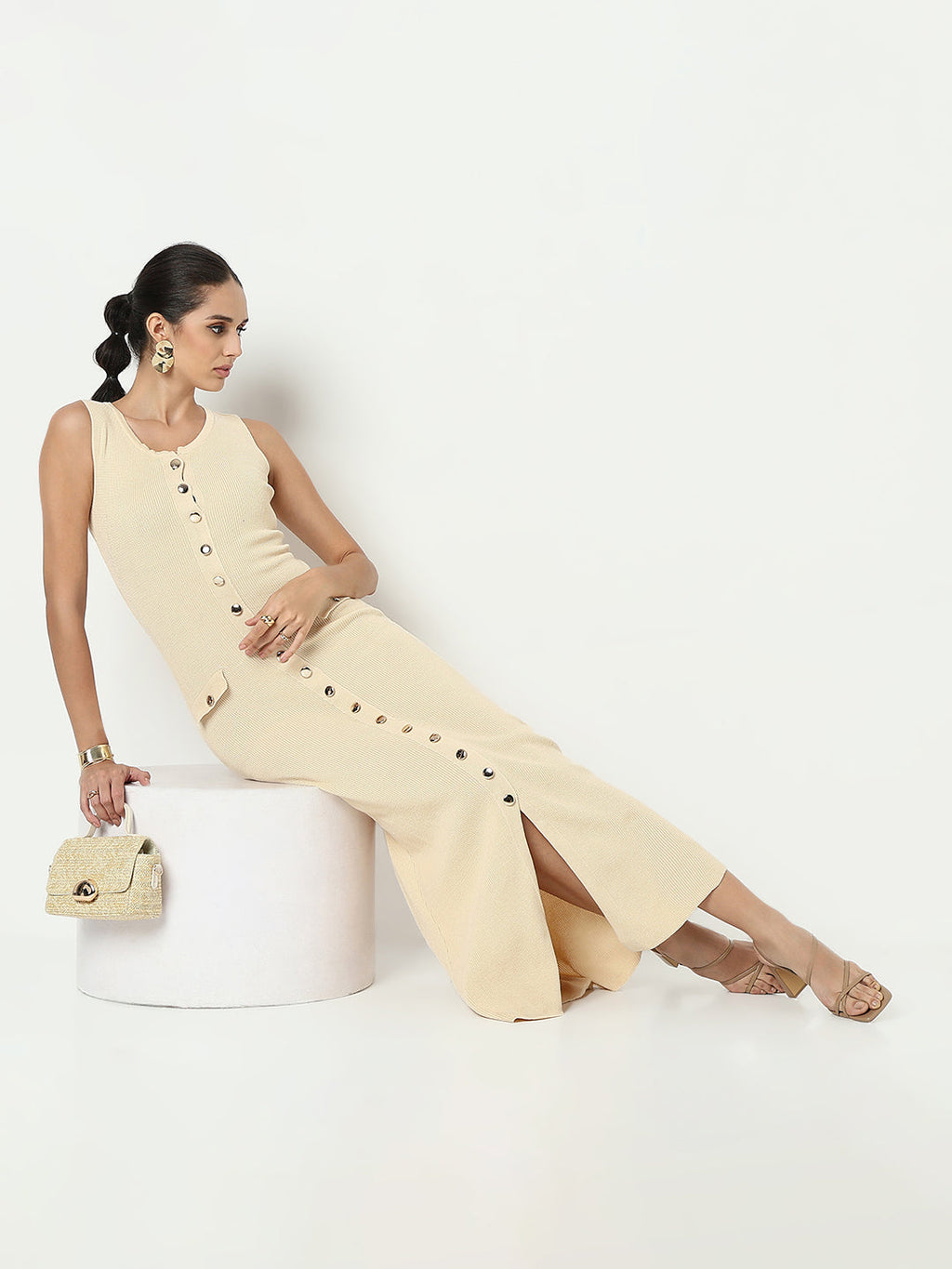 Women’s Beige Sleeveless Button-Down Maxi Dress with Front Slit