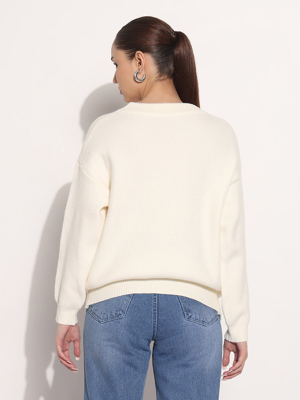 Women's Embroidered Cream Round Neck Knitted Pullover Top