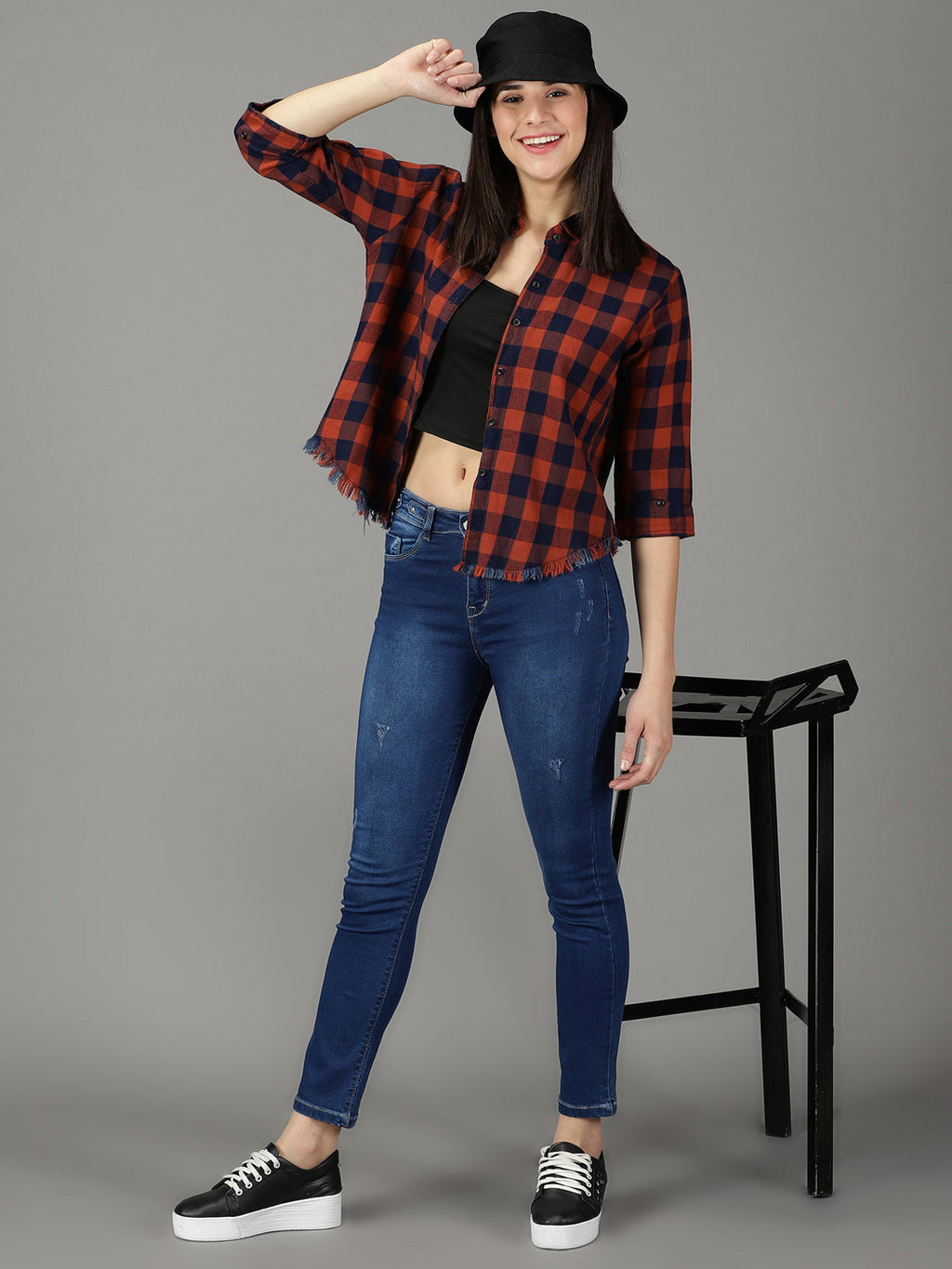 Women's Navy Blue Slim Fit Light Fade Stretchable Cotton Jeans