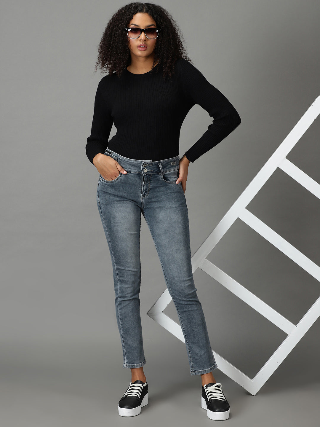 Women's Grey High-Rise Light Fade Stretchable Cotton Jeans