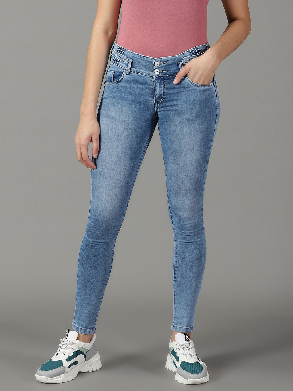 Women's Blue Skinny Fit High-Rise Light Fade Stretchable Jeans