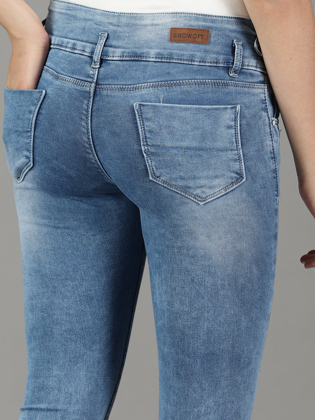 Women's Blue Slim Fit High-Rise Heavy Fade Stretchable Jeans