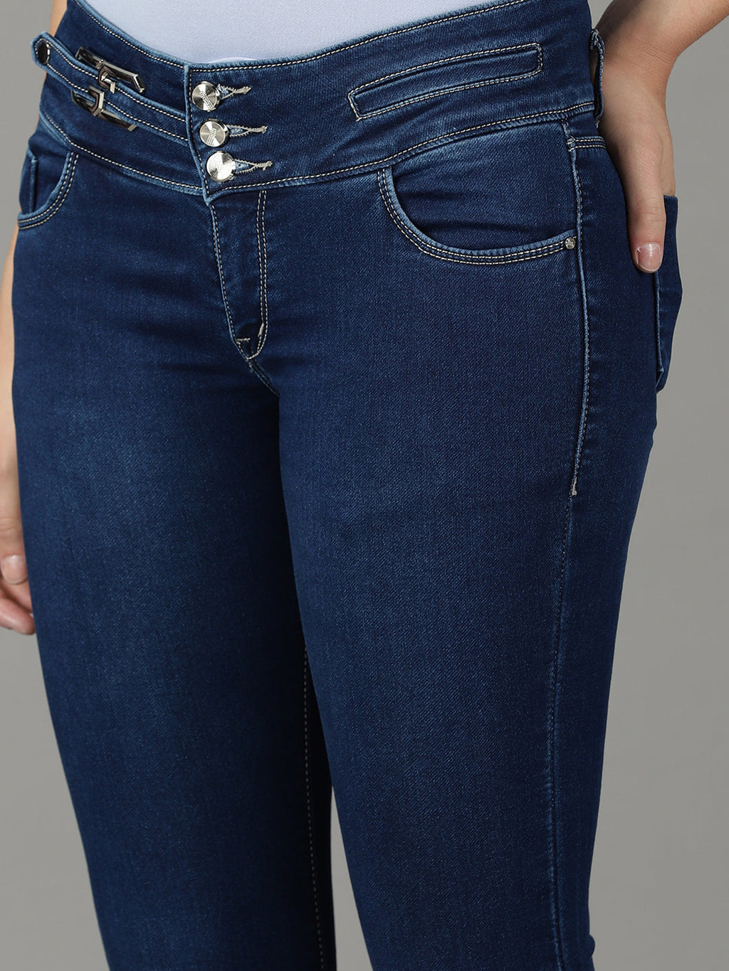 Women's Navy Blue Skinny Fit High-Rise Light Fade Stretchable Jeans