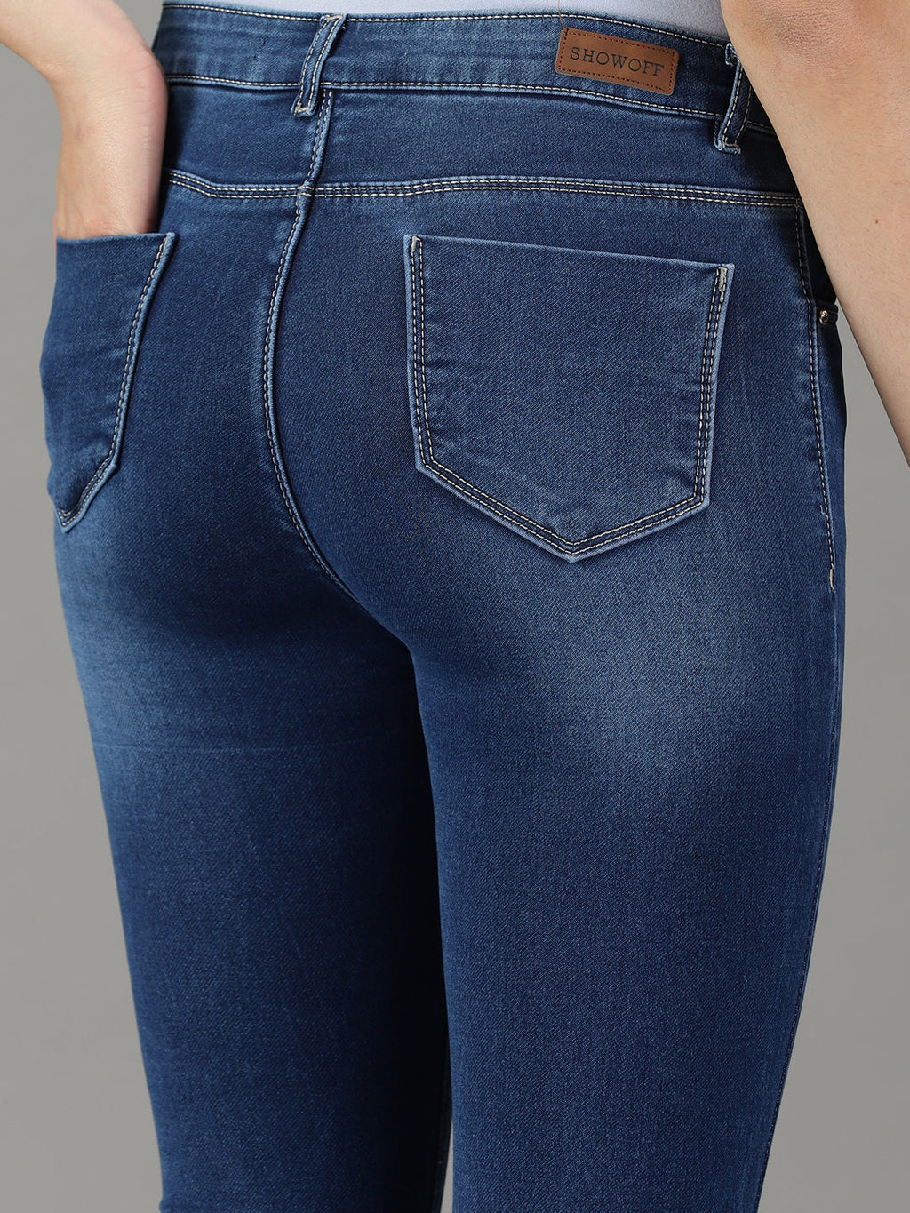 Women's Navy Blue Slim Fit Light Fade Stretchable Jeans