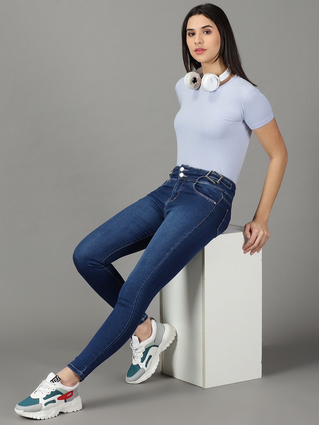 Women's Navy Blue Slim Fit High-Rise Light Fade Stretchable Jeans