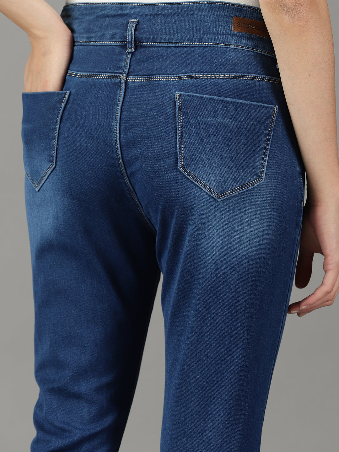 Women's Navy Blue Slim Fit Mid-Rise Light Fade Stretchable Jeans