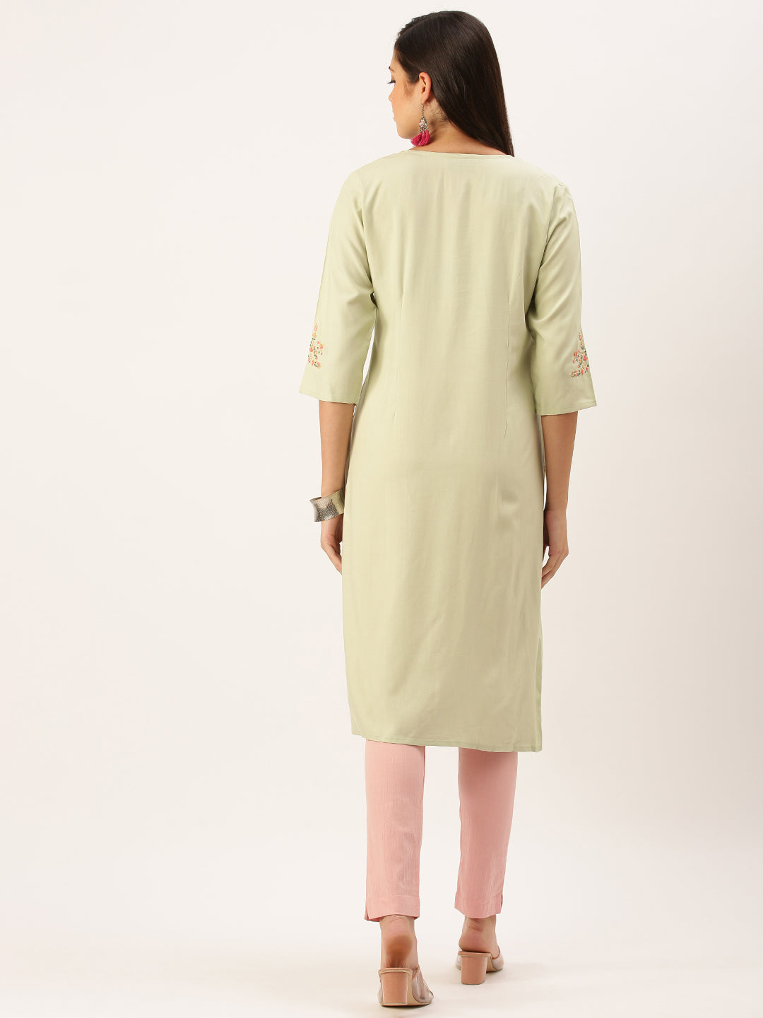 Women's Green Thread Work Straight Kurta
