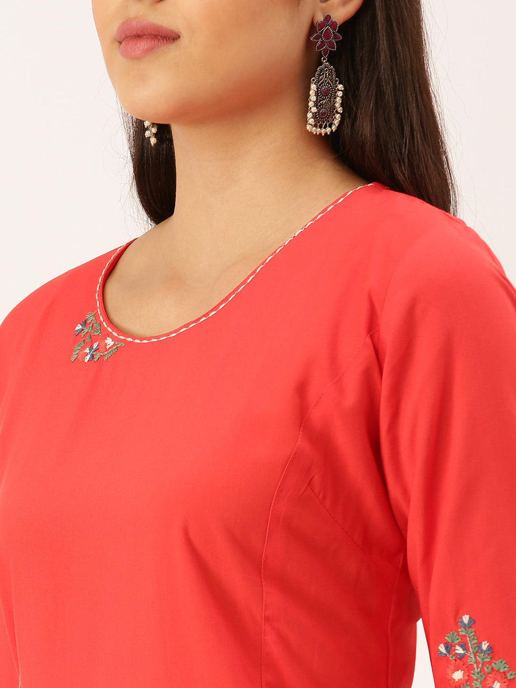 Women's Red Solid Straight Kurta