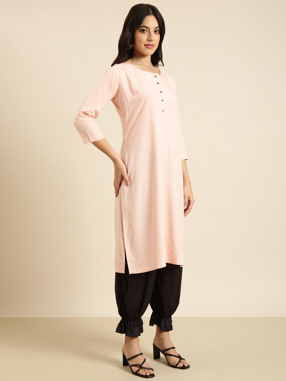 Women's Straight Pink Solid Kurta