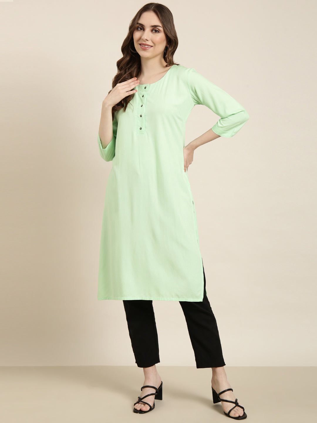 Women's Straight Green Solid Kurta
