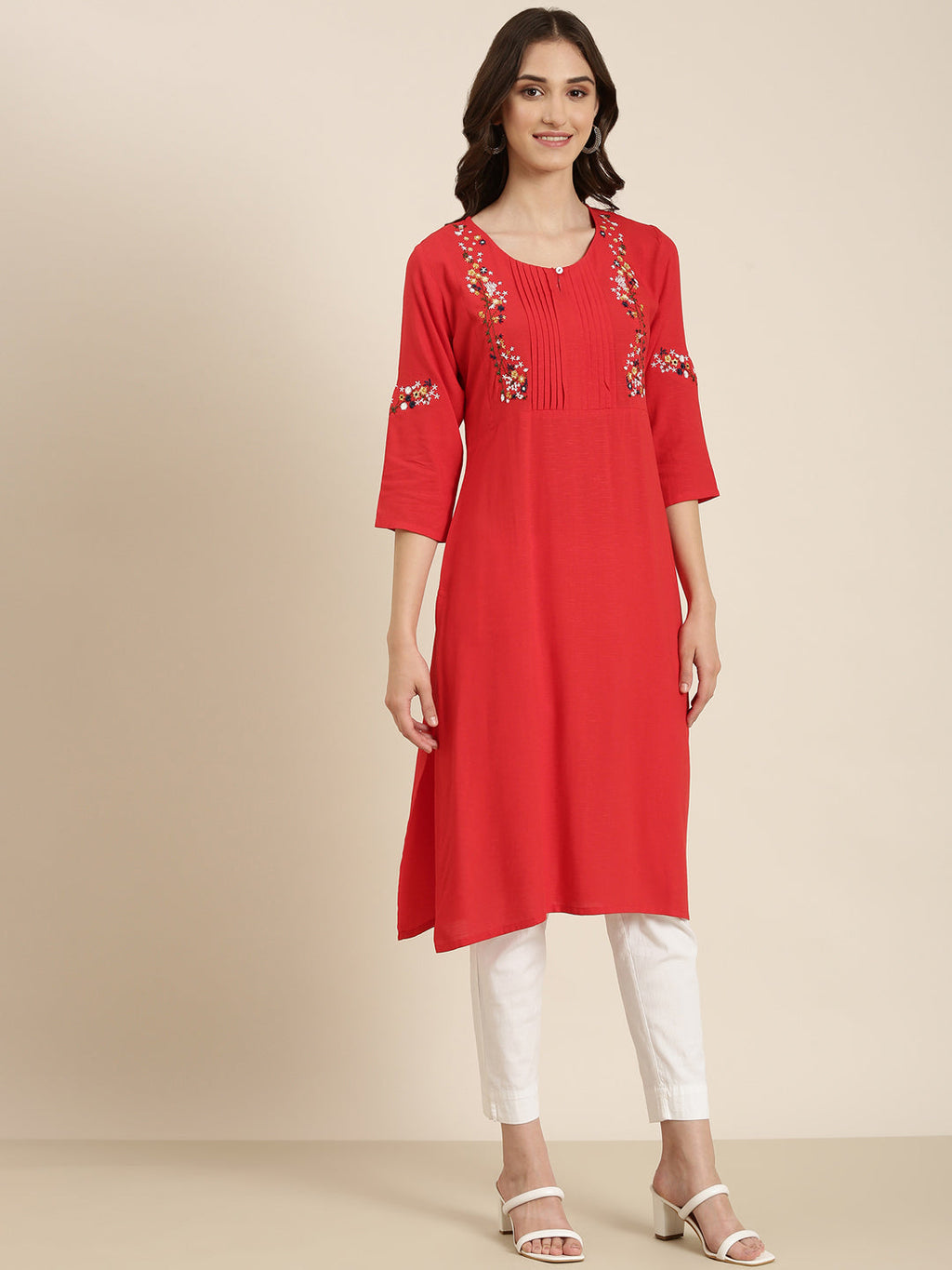 Women's Red Floral Embroidered Thread Work Straight Kurta