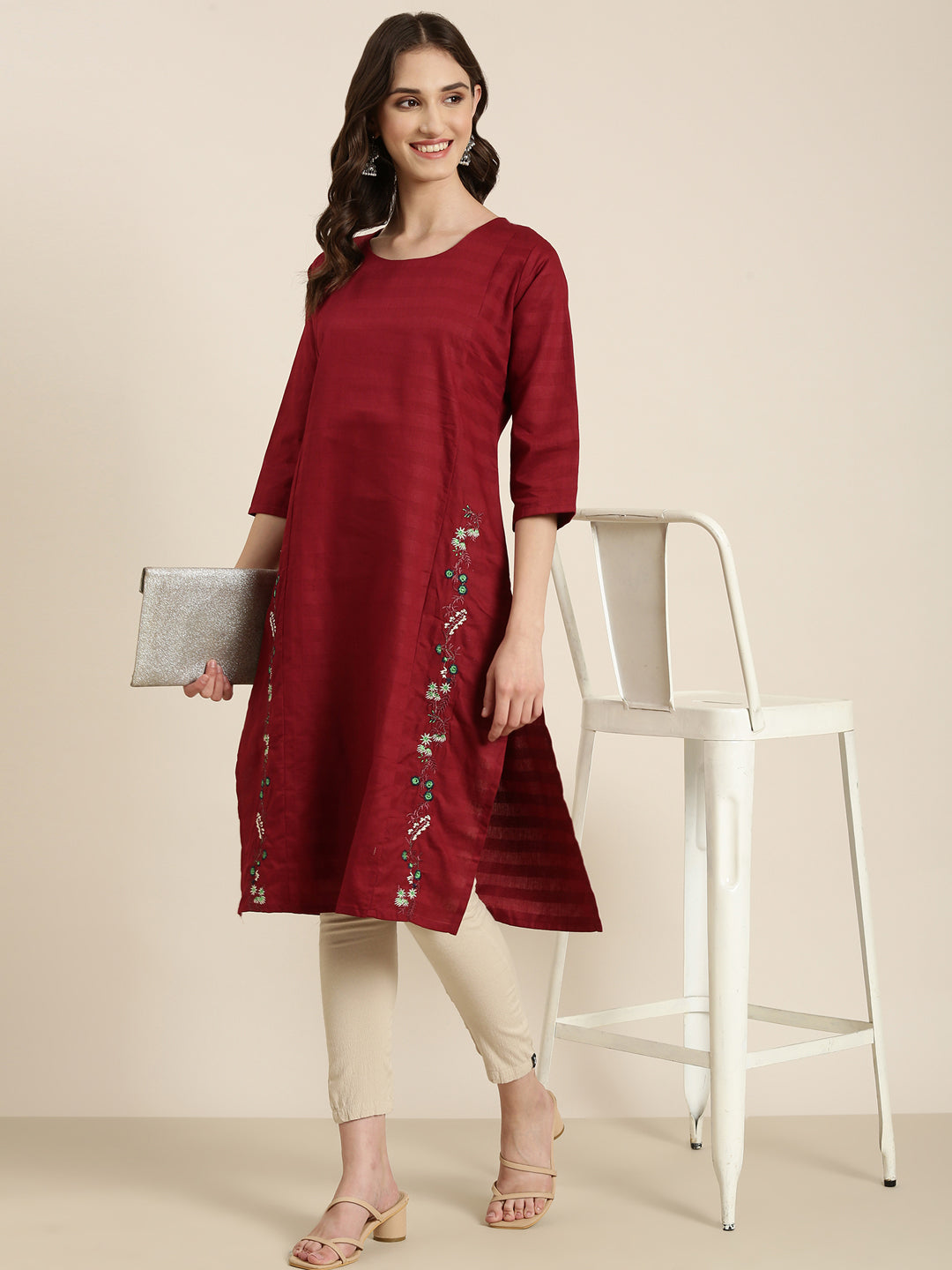 Women's Maroon Thread Work Straight Kurta