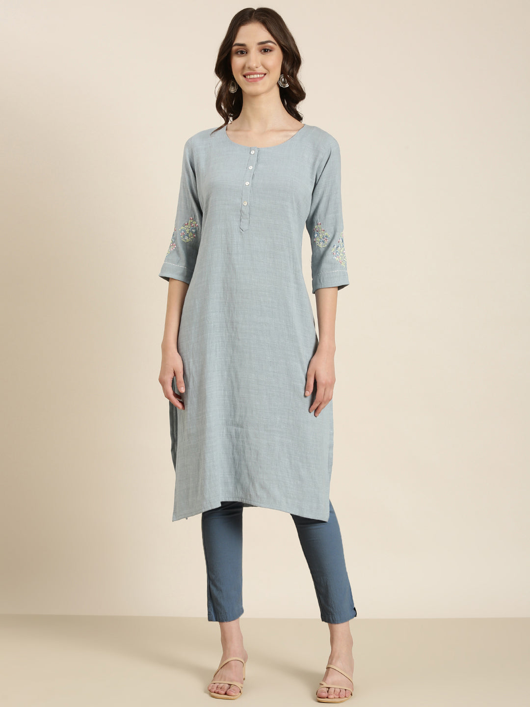 Women's Blue Round Neck Cotton Straight Kurta