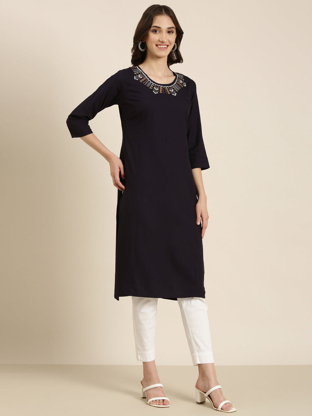 Women's Navy Blue Round Neck Cotton Straight Kurta