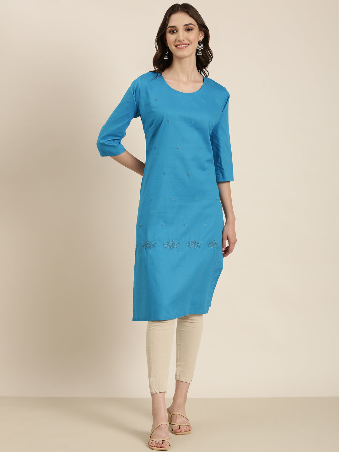 Women's Blue Embroidered Round Neck Straight Kurta