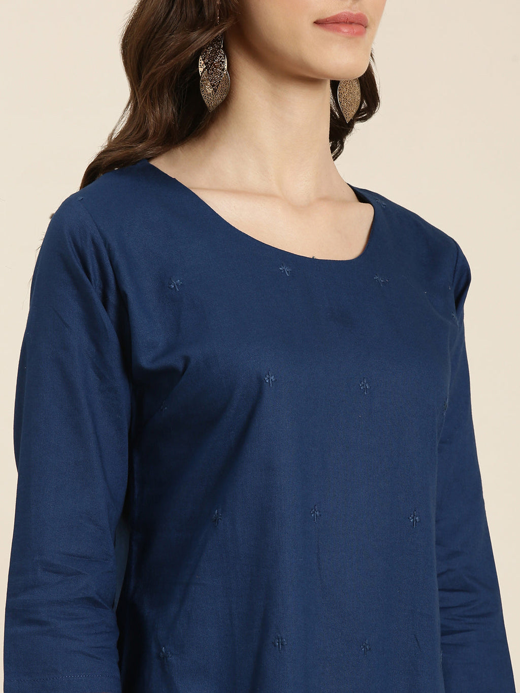 Women's Teal Thread Work Straight Kurta