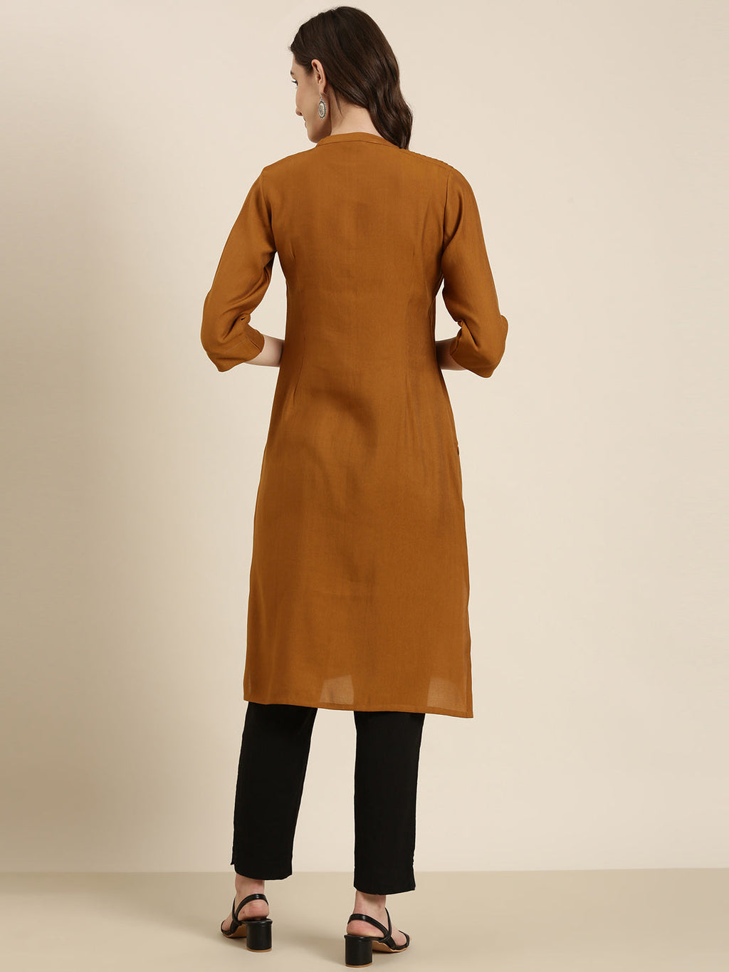 Women's Camel Brown Mandarin Collar Straight Kurta