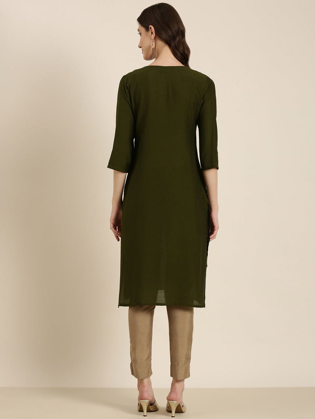 Women's Olive Round Neck Thread Work Straight Kurta