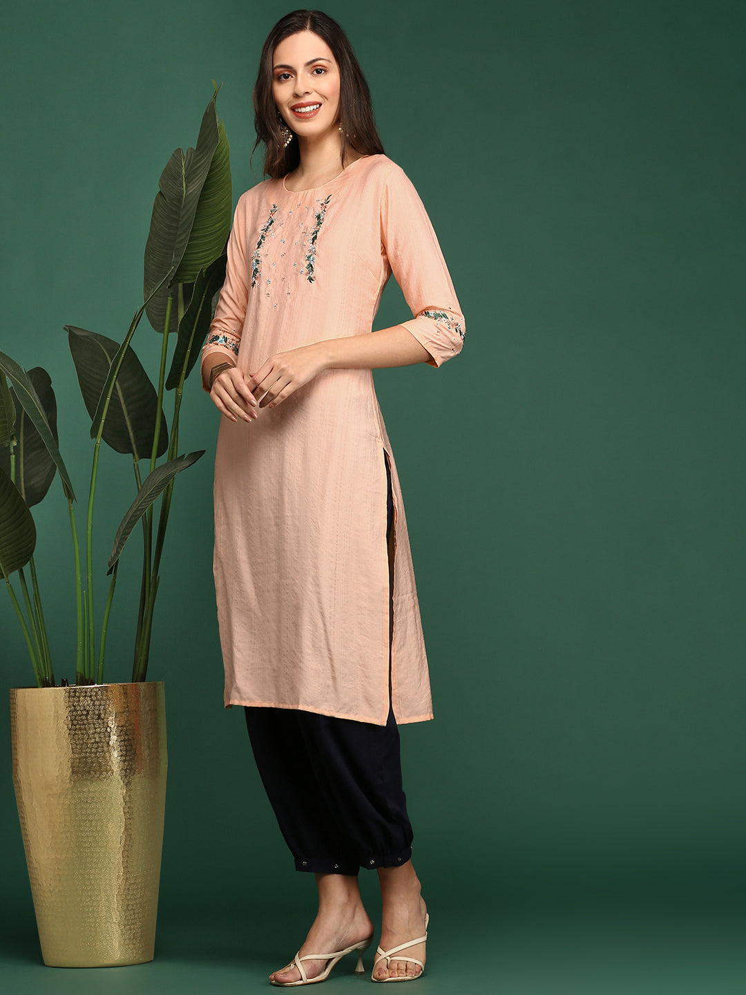 Women's Straight Peach Solid Kurta