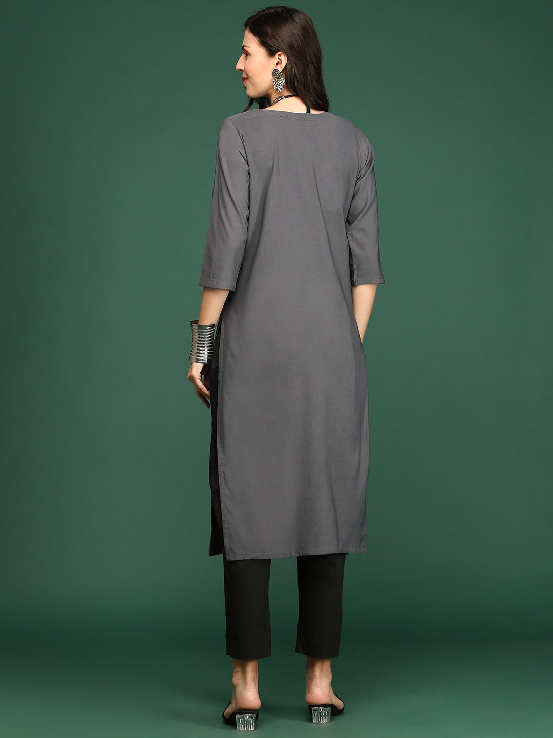 Women's Grey Embellished Beads & Stones Cotton Straight Kurta