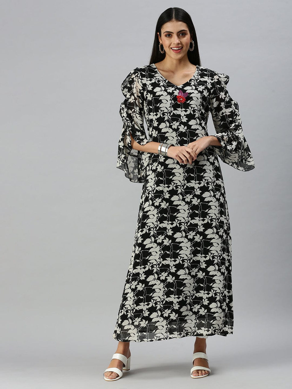 Women's V-Neck Floral Black A-Line Kurta