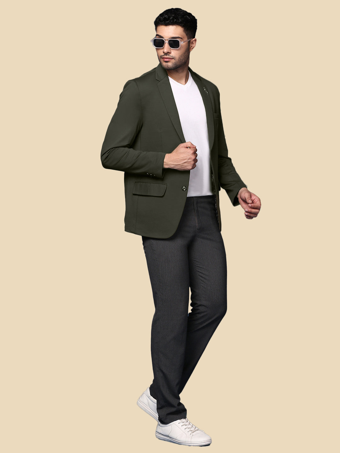 Men's Green Solid Single Breasted Blazer