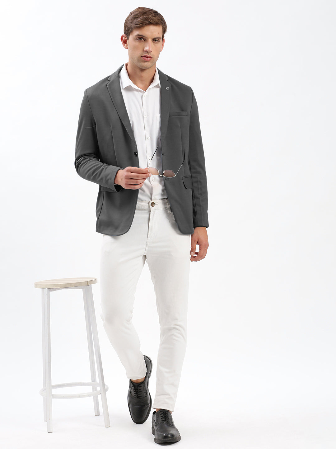 Men's Grey Solid Single Breasted Blazer