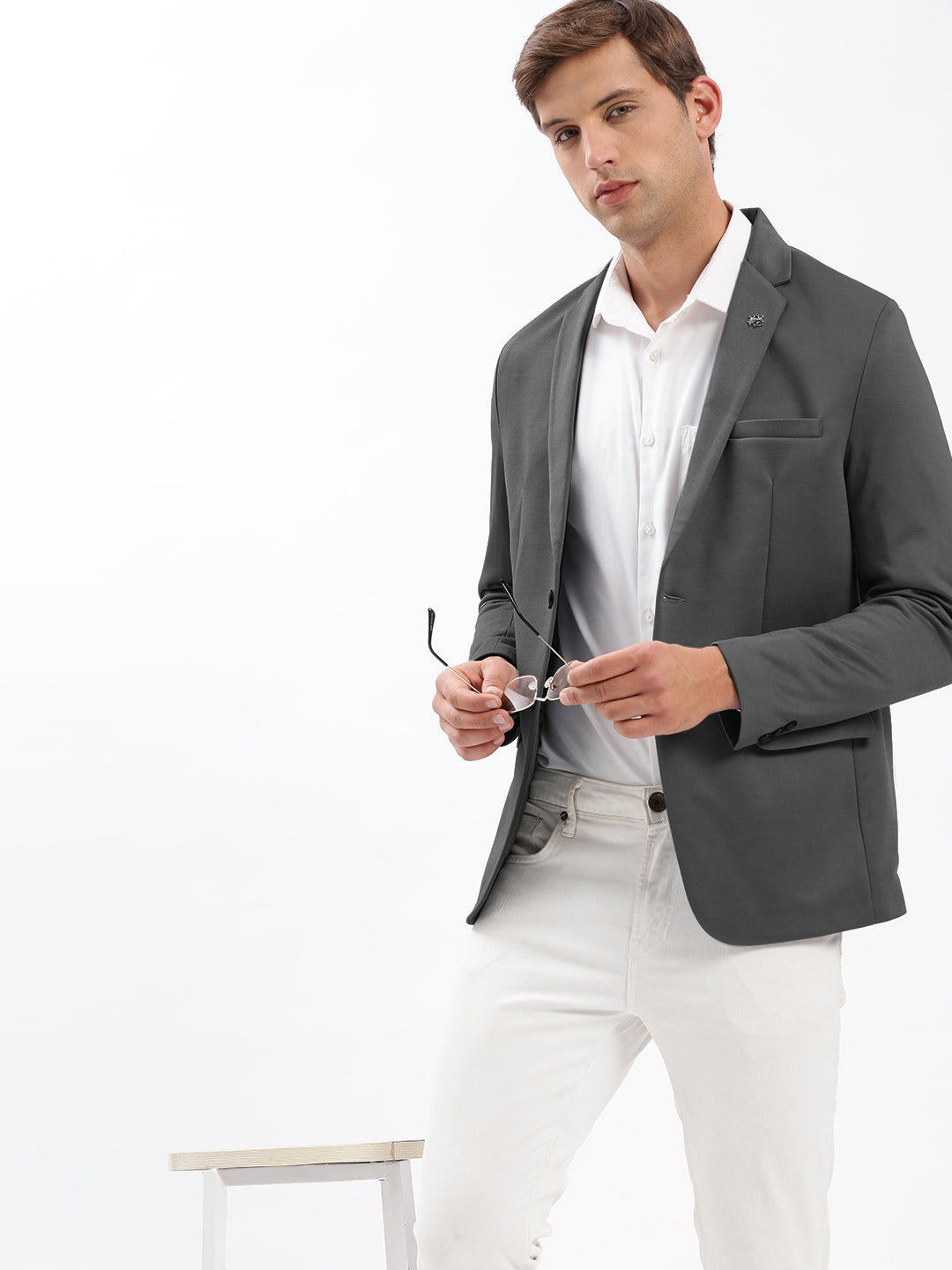 Men's Grey Solid Single Breasted Blazer