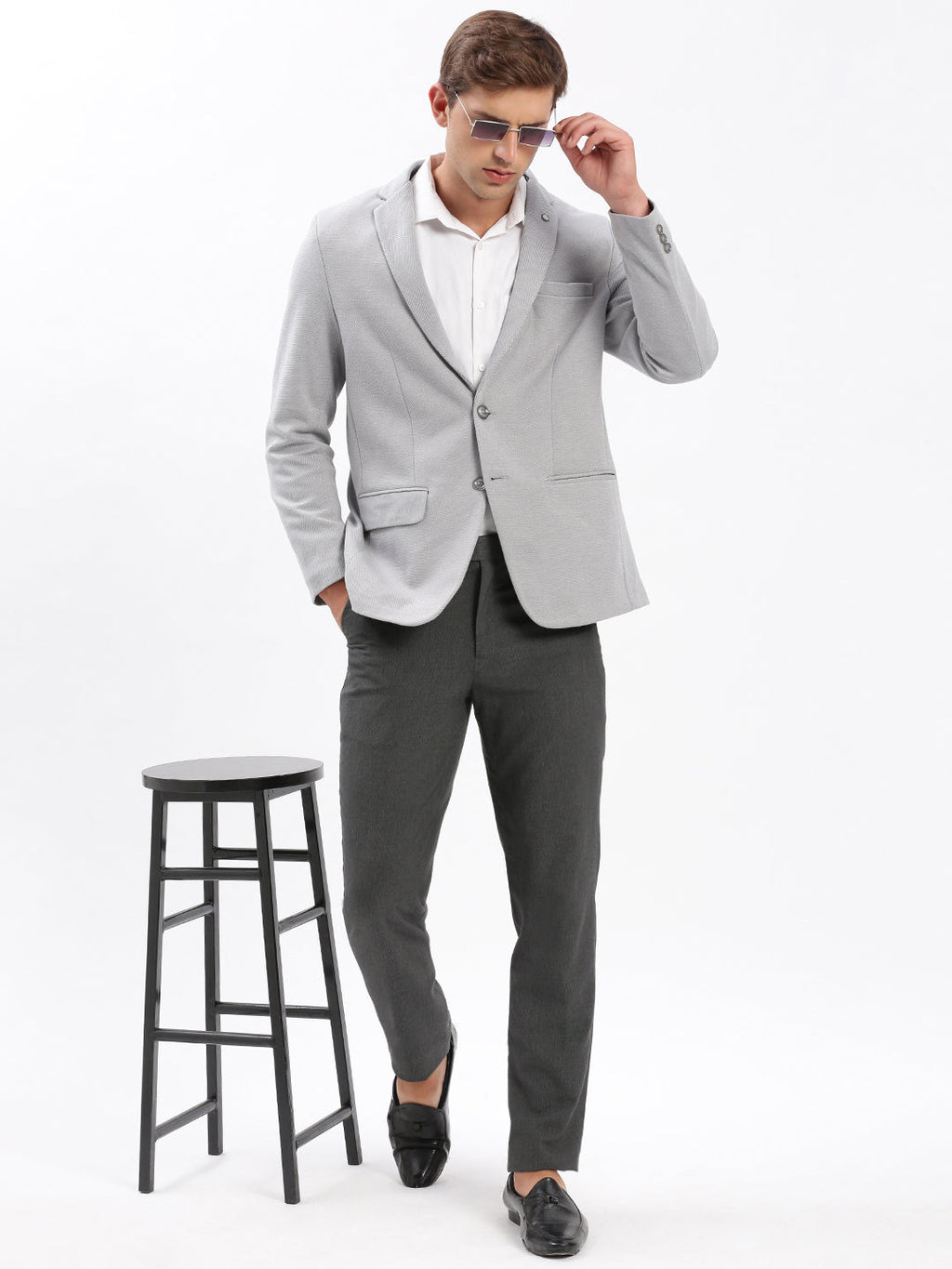 Men's Grey Slim-Fit Notched Lapel Collar Single-Breasted Casual Blazer