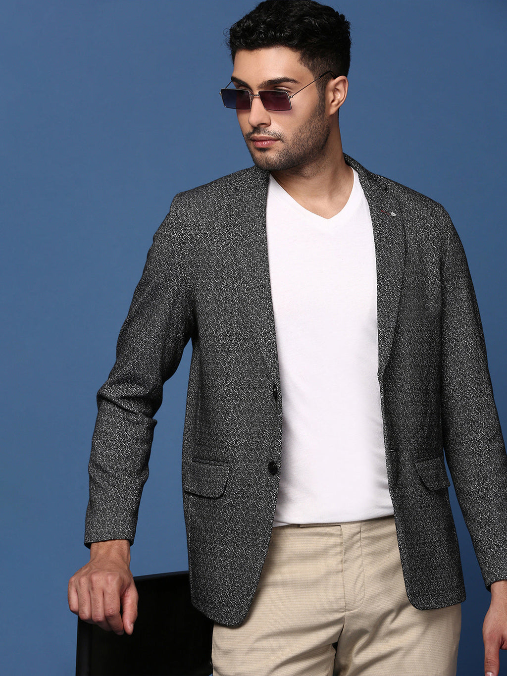 Men's Black Self Designed Slim Fit Single Breasted Blazer