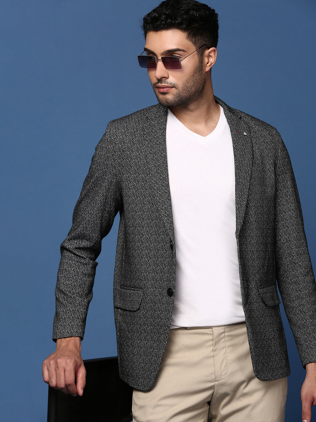 Men's Black Self Designed Slim Fit Single Breasted Blazer