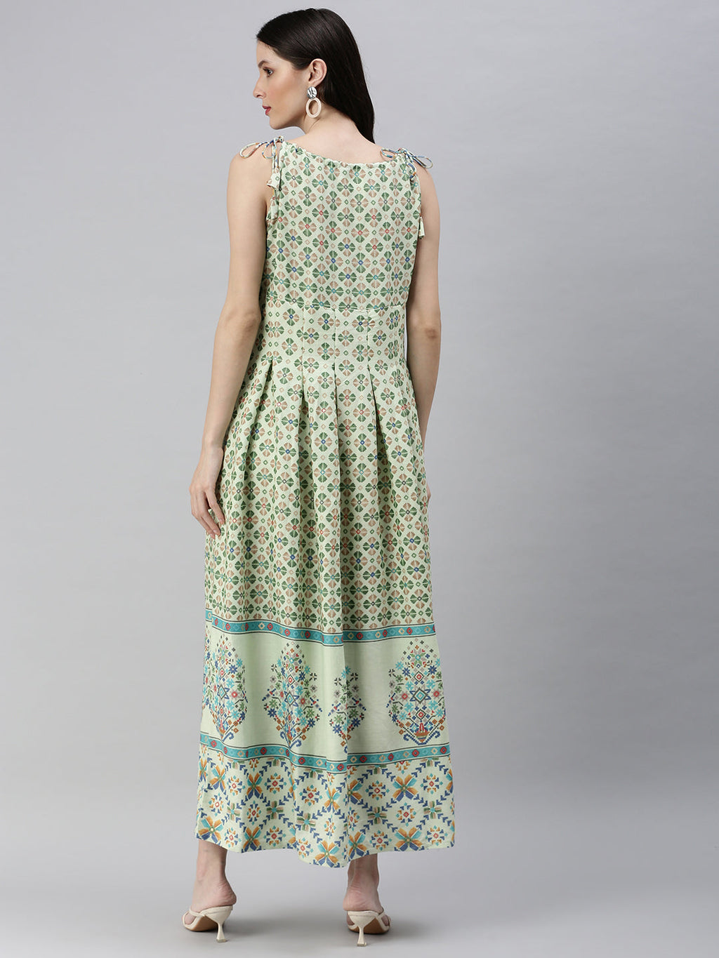 Women's Green Floral Printed Pleated Fit and Flare Kurta