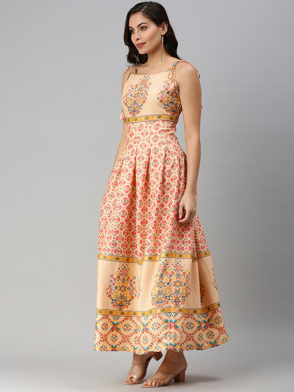 Women's Peach Floral Fit and Flare Kurta