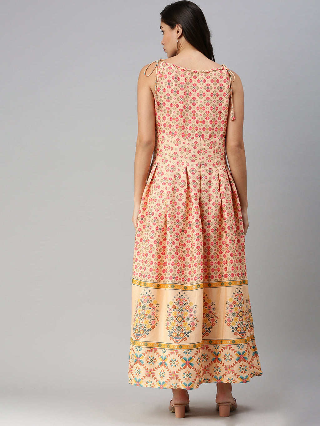 Women's Peach Floral Fit and Flare Kurta