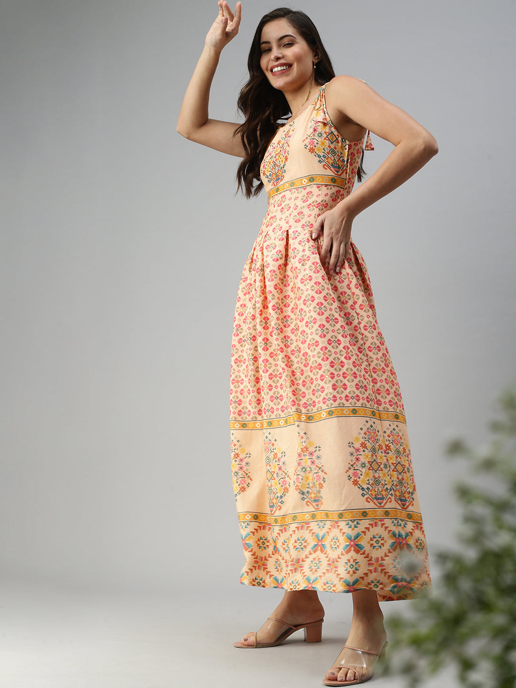 Women's Peach Floral Fit and Flare Kurta