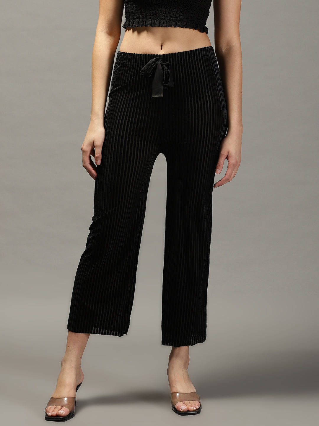 Women's Black Relaxed Straight Fit Parallel Trousers