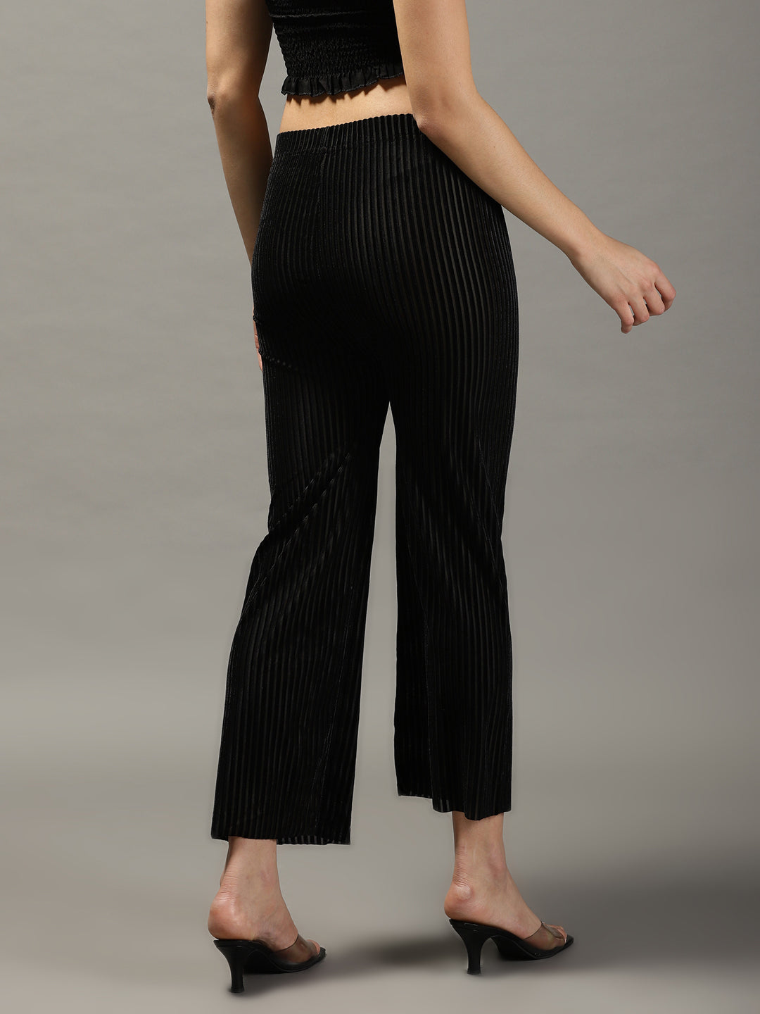 Women's Black Relaxed Straight Fit Parallel Trousers