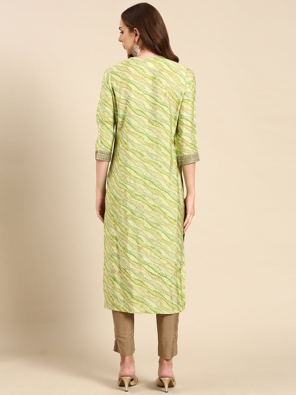 Women's Green Ethnic Motif Printed Thread Work Straight Kurta