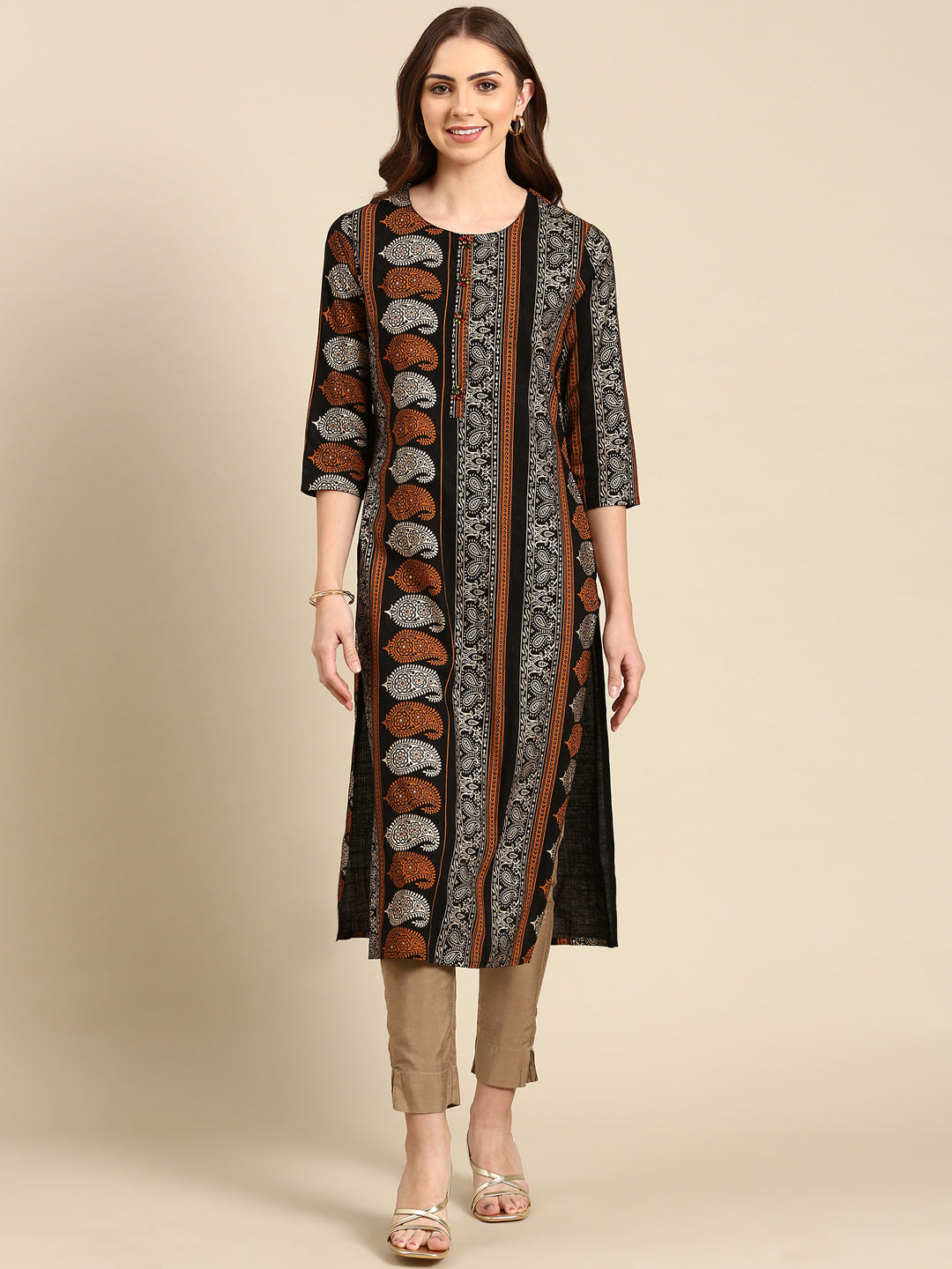 Women's Black Calf Length Ethnic Motifs Printed Straight Kurta