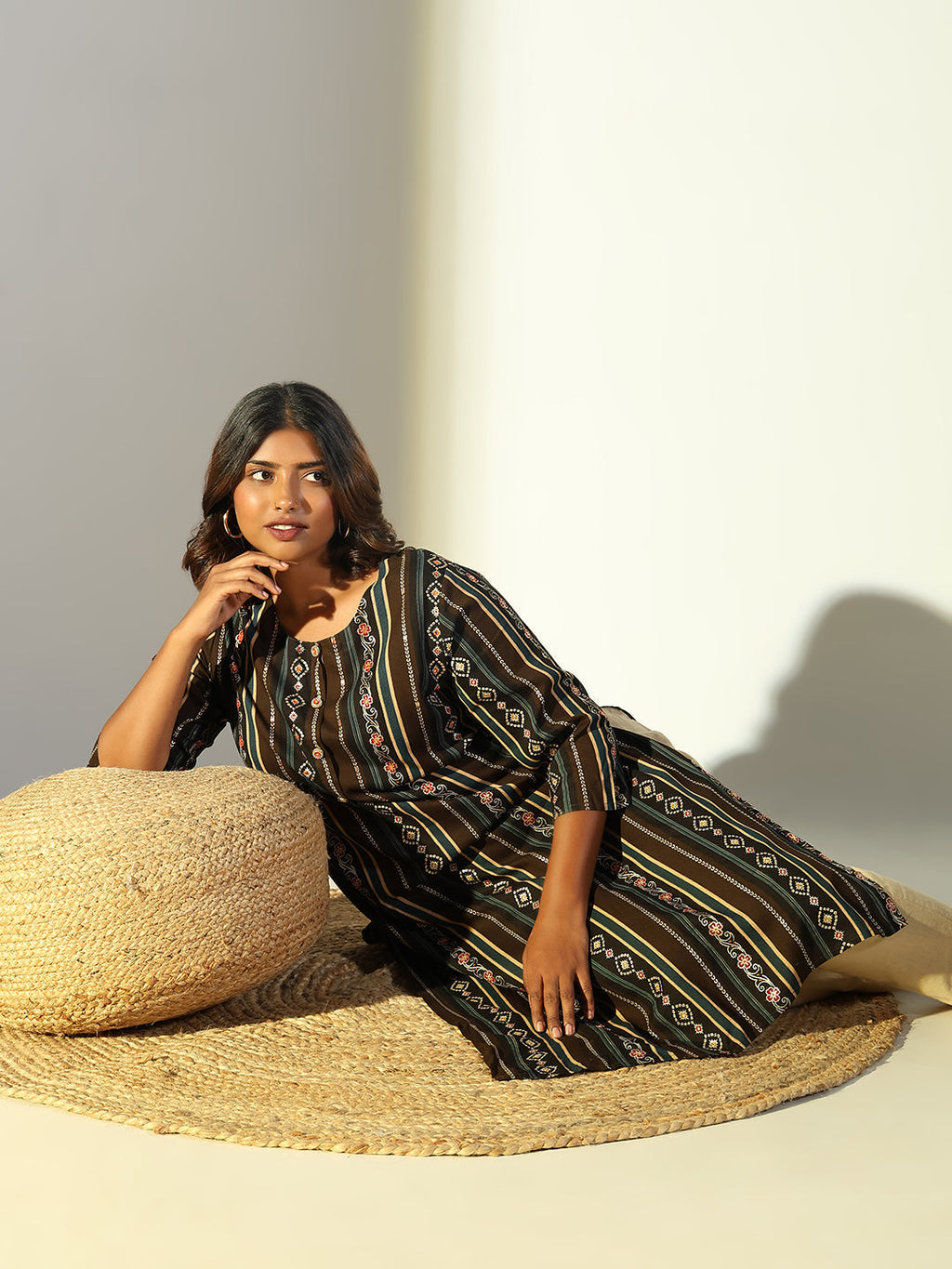 Women's Brown Graphic Straight Kurta