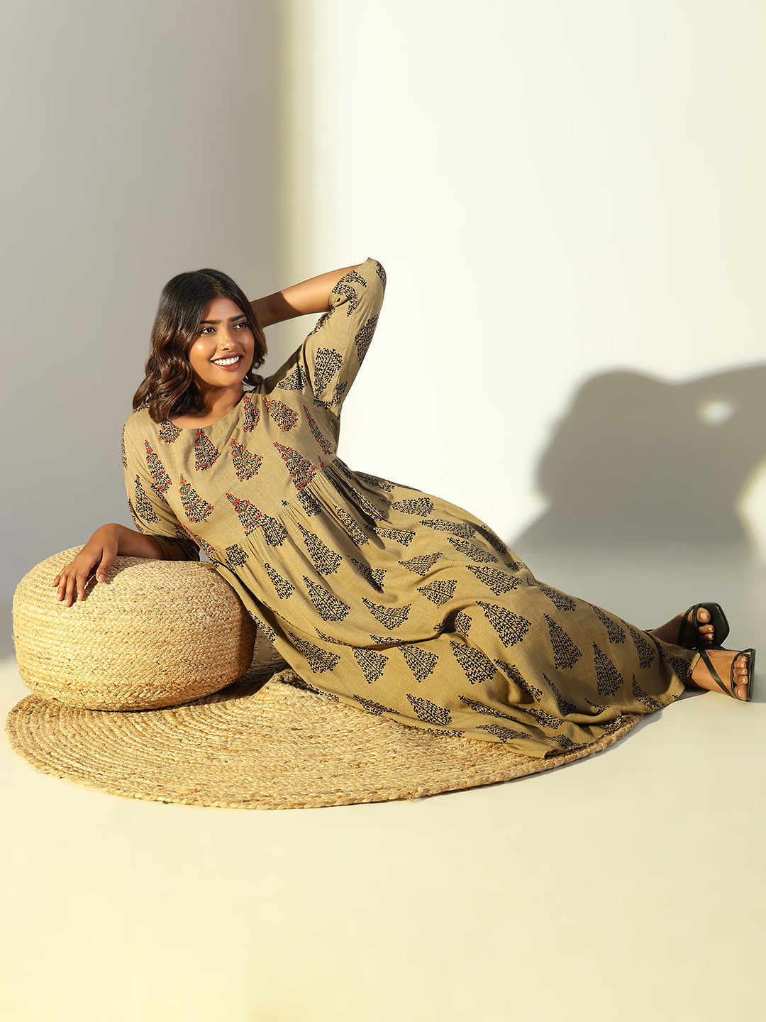 Women's Beige Graphic Anarkali Kurta