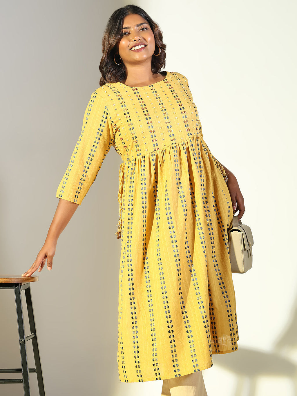 Women's Ethnic Yellow Graphic Straight Kurta